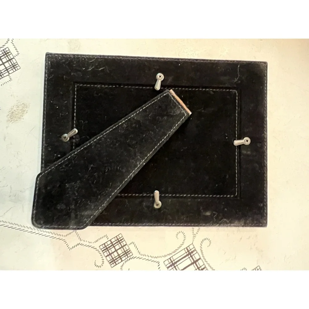Black Faux Leather Photo Frame With White Stitching 3 X 5